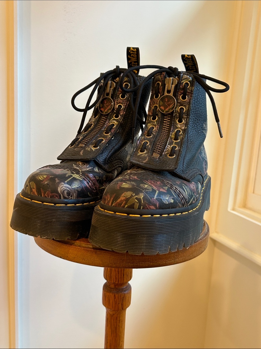Dr. Martens Docs Sinclair Black Floral Platform Lace-Up Boots